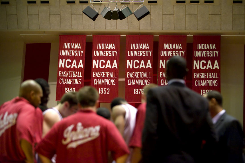 The IU basketball team huddles before the start of an exhibition game on Wednesday, Nov. 4, 2009, at Assembly Hall.